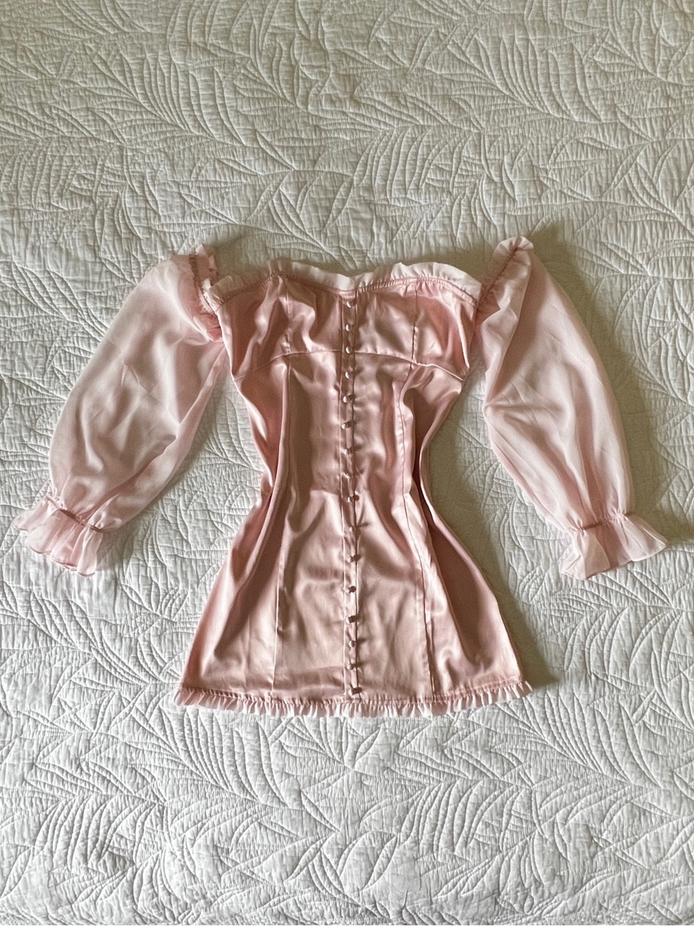 NWT - Lioness - ‘Dress Me Up Satin Off-The-Shoulder Mini Dress’ - Large